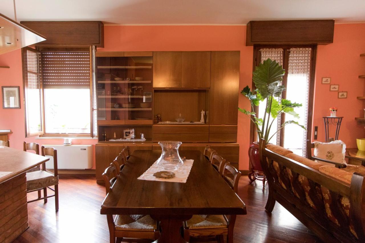 דירות A Casa Di Anna, Elegant Flat In קרמונה מראה חיצוני תמונה